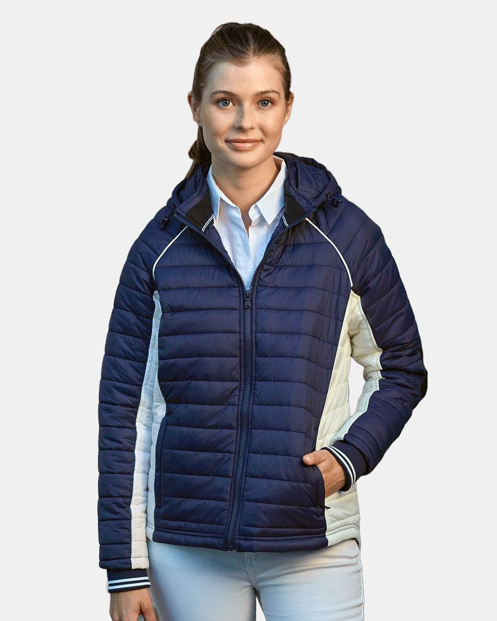 Nautica N17187-US Nautica N17187 - Women's Nautical Mile Hooded Puffer Jacket pour impression personnalisée à Montréal