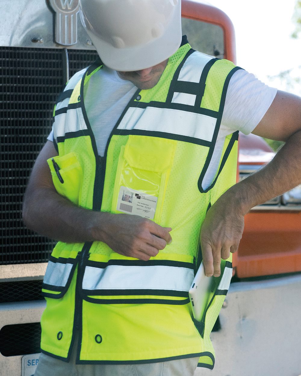 Kishigo S5004-5005-US Kishigo S5004-5005 - Unisex High-Performance Surveyors Vest pour impression personnalisée à Montréal